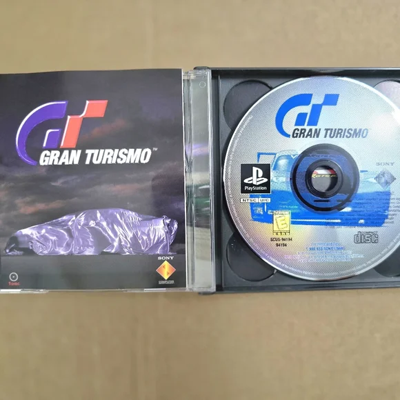 Sony Playstation SCPH - 9001 Console W/2 Hand Controls (6) Games "READ" EUC". - Picture 16 of 16